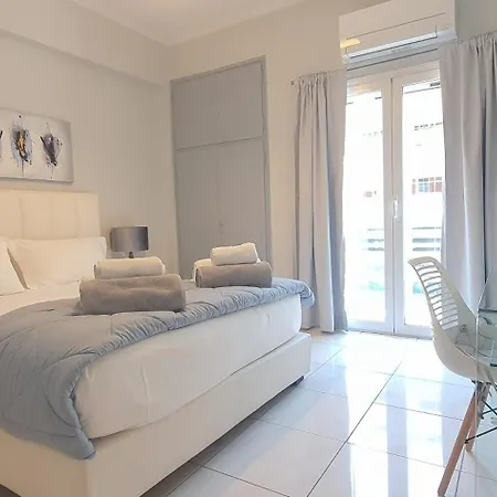 Corfu Center Design Incl Private Parking コルフ島
